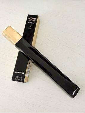 Chanel Noir Allure Mascara in Black